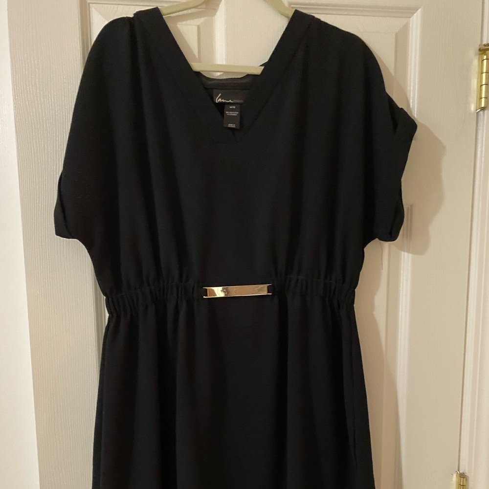 Lane Bryant short sleeve dress with buckle